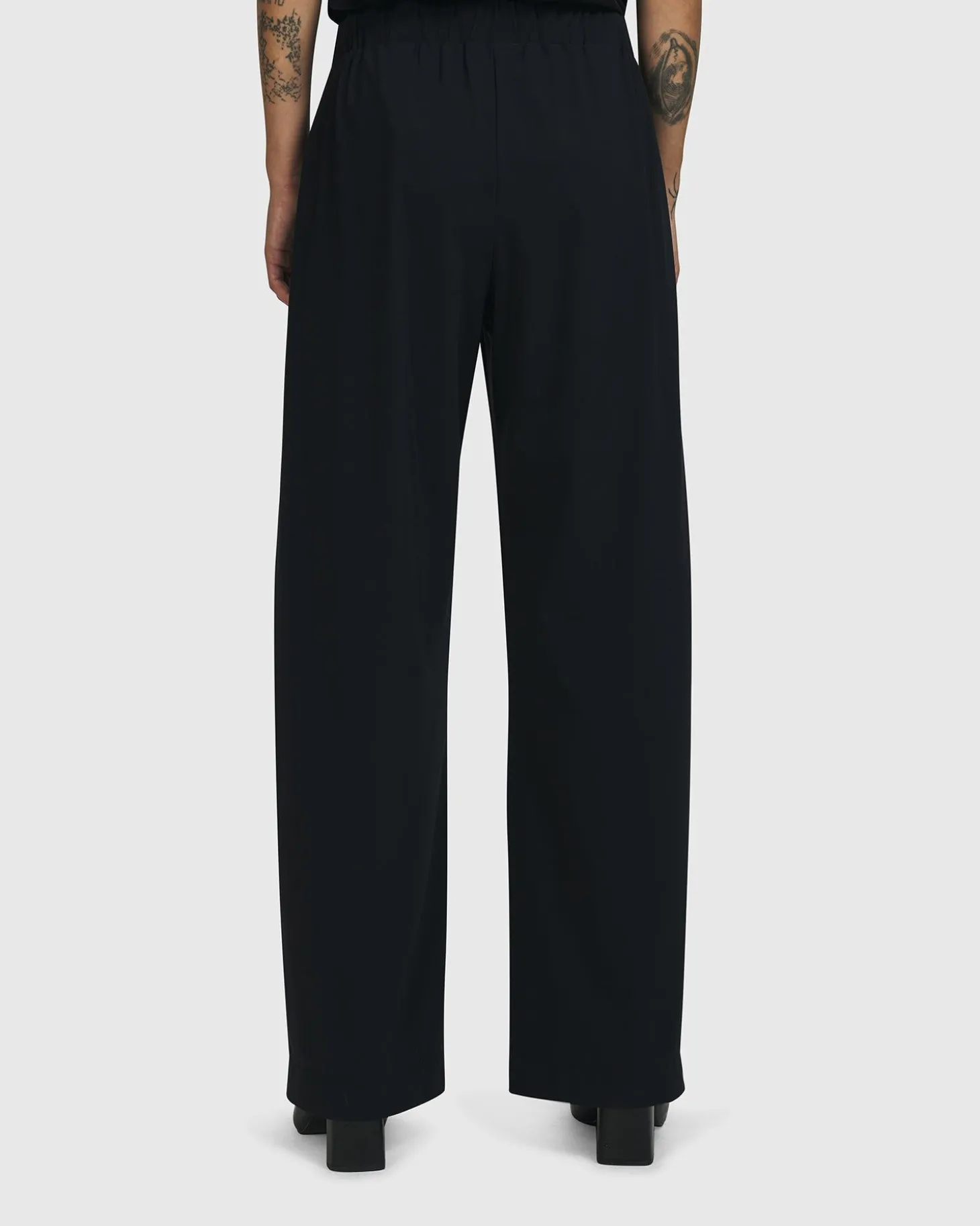 Trinity Straight Leg Pants, Black