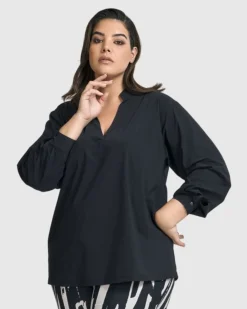 Trinity V-Neck Pullover Top, Black