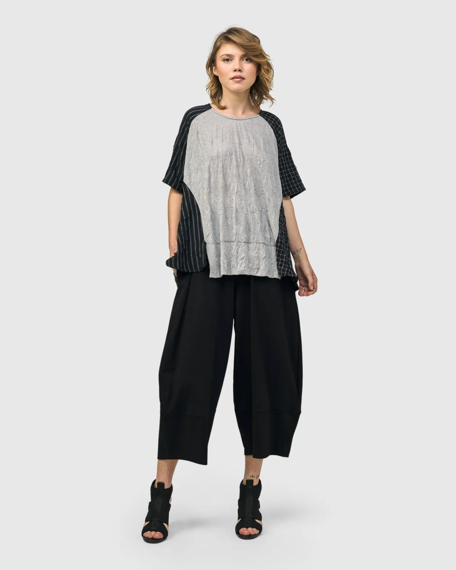 Urban Brooklyn Lantern Pants, Black