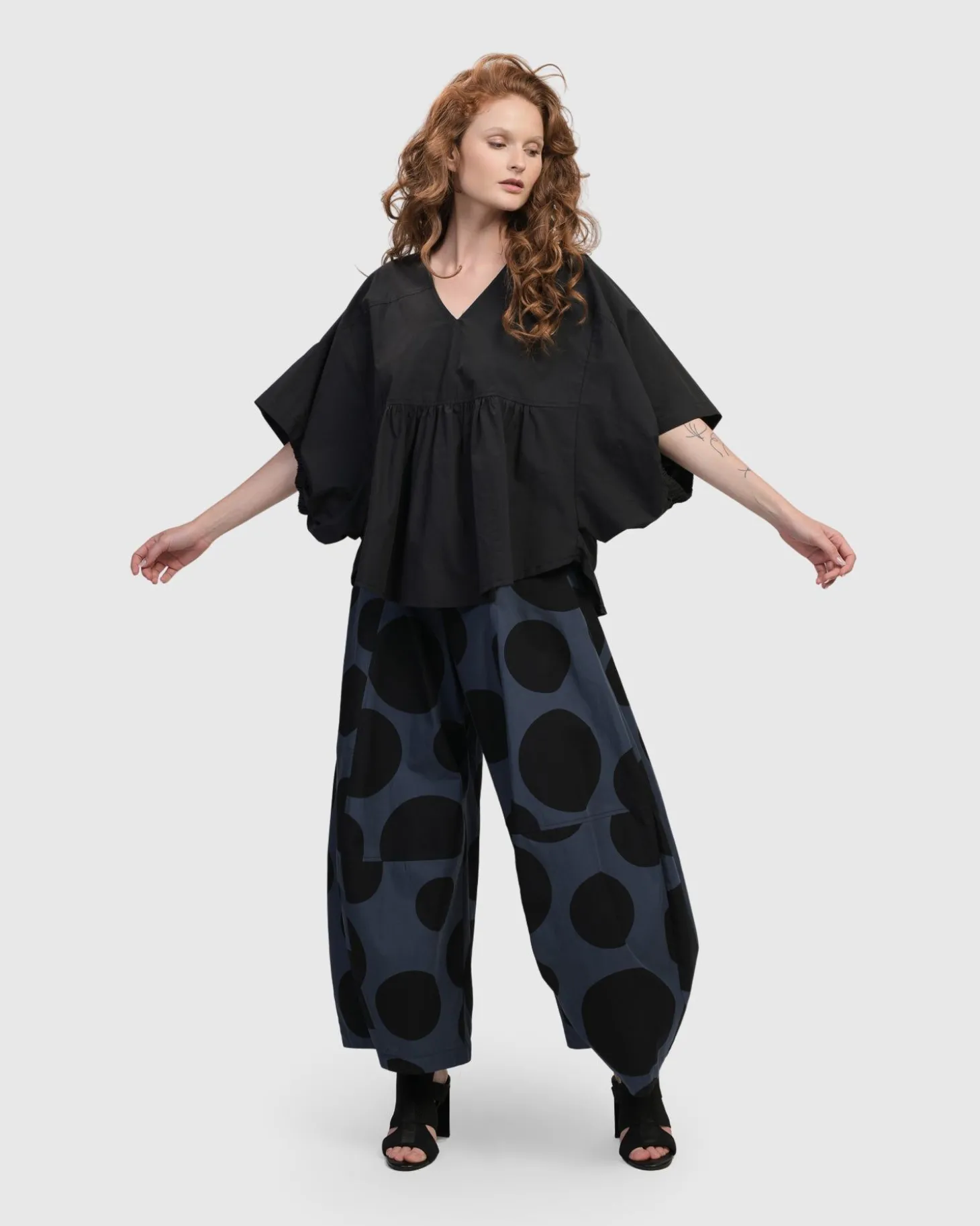 Urban Carnavale Balloon Pants, Navy
