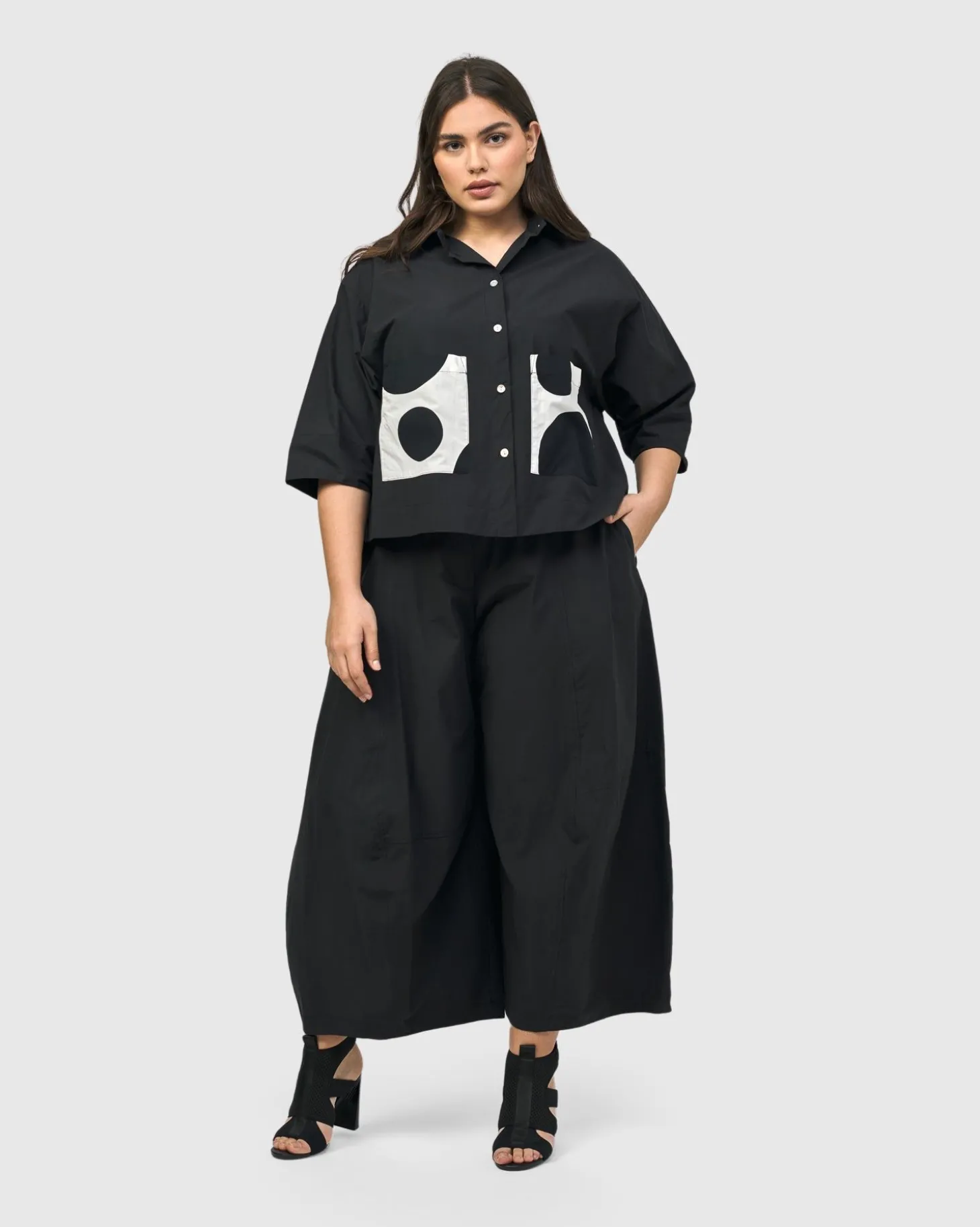 Urban Carnegie Cropped Shirt, Mono