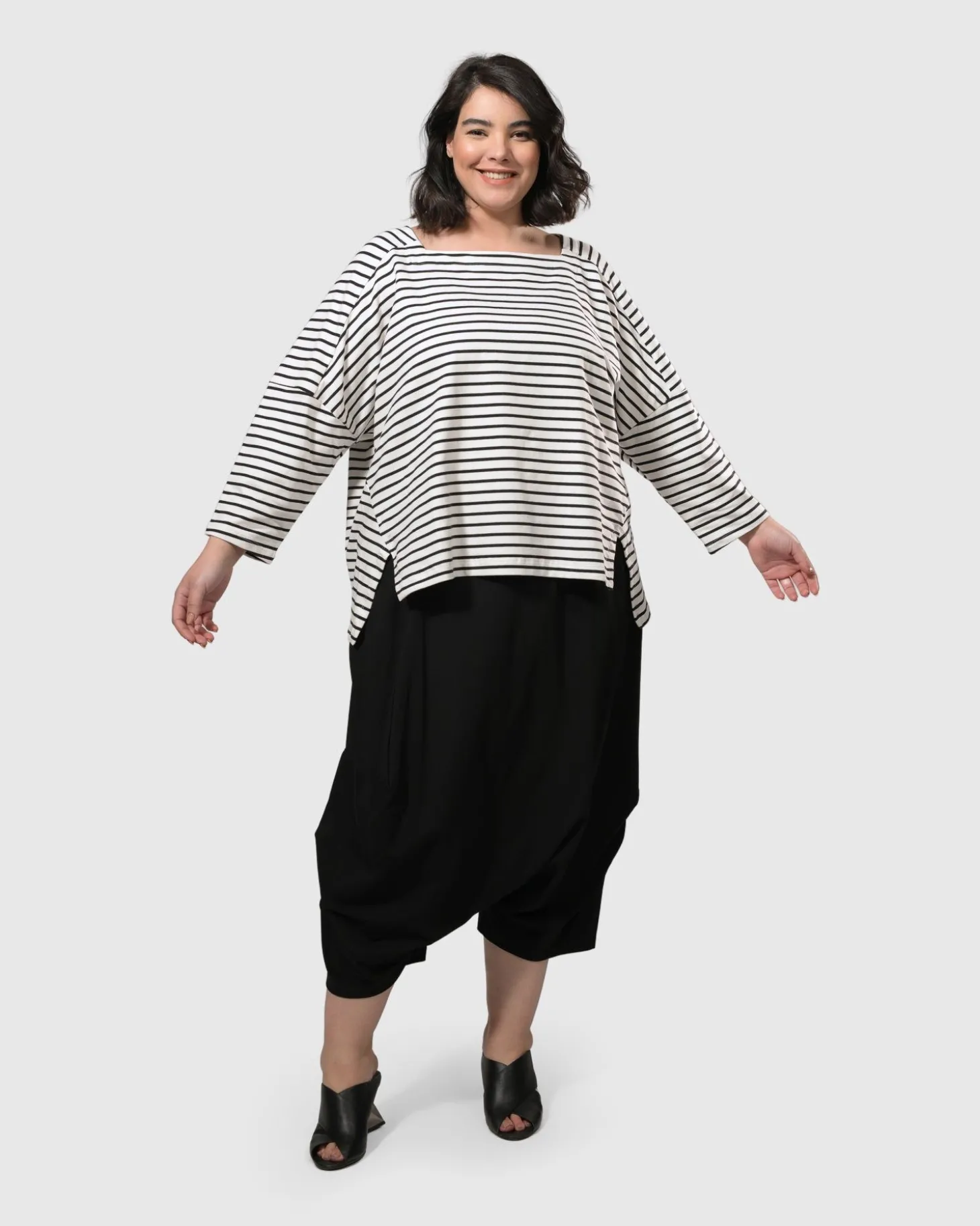 Urban Crop Harem Pants, Black