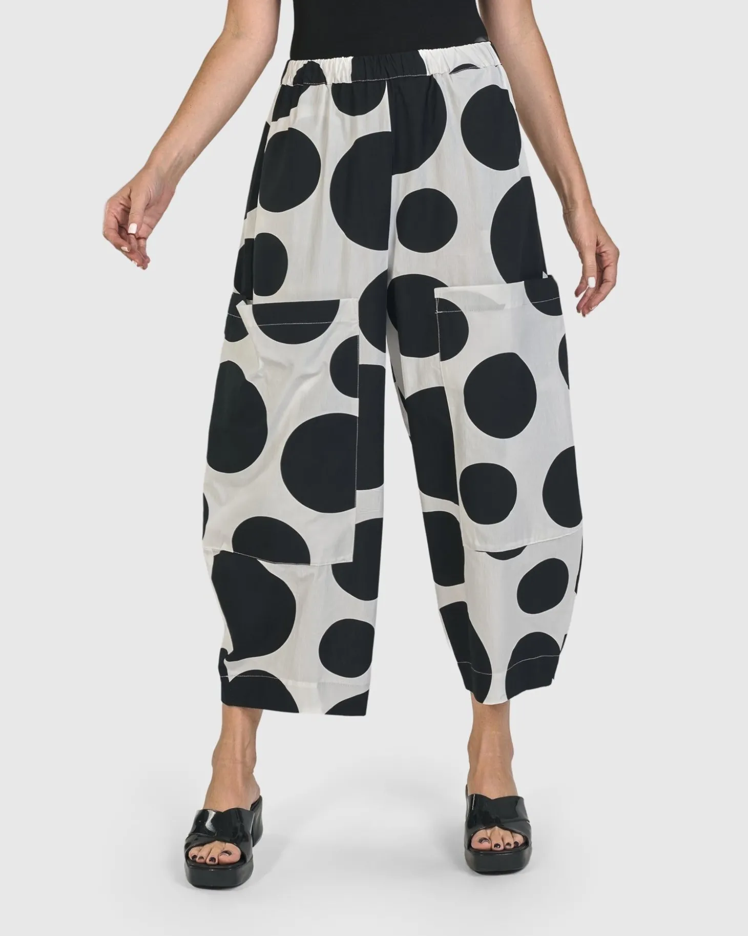 Urban Dot Barrel Pants, Mono