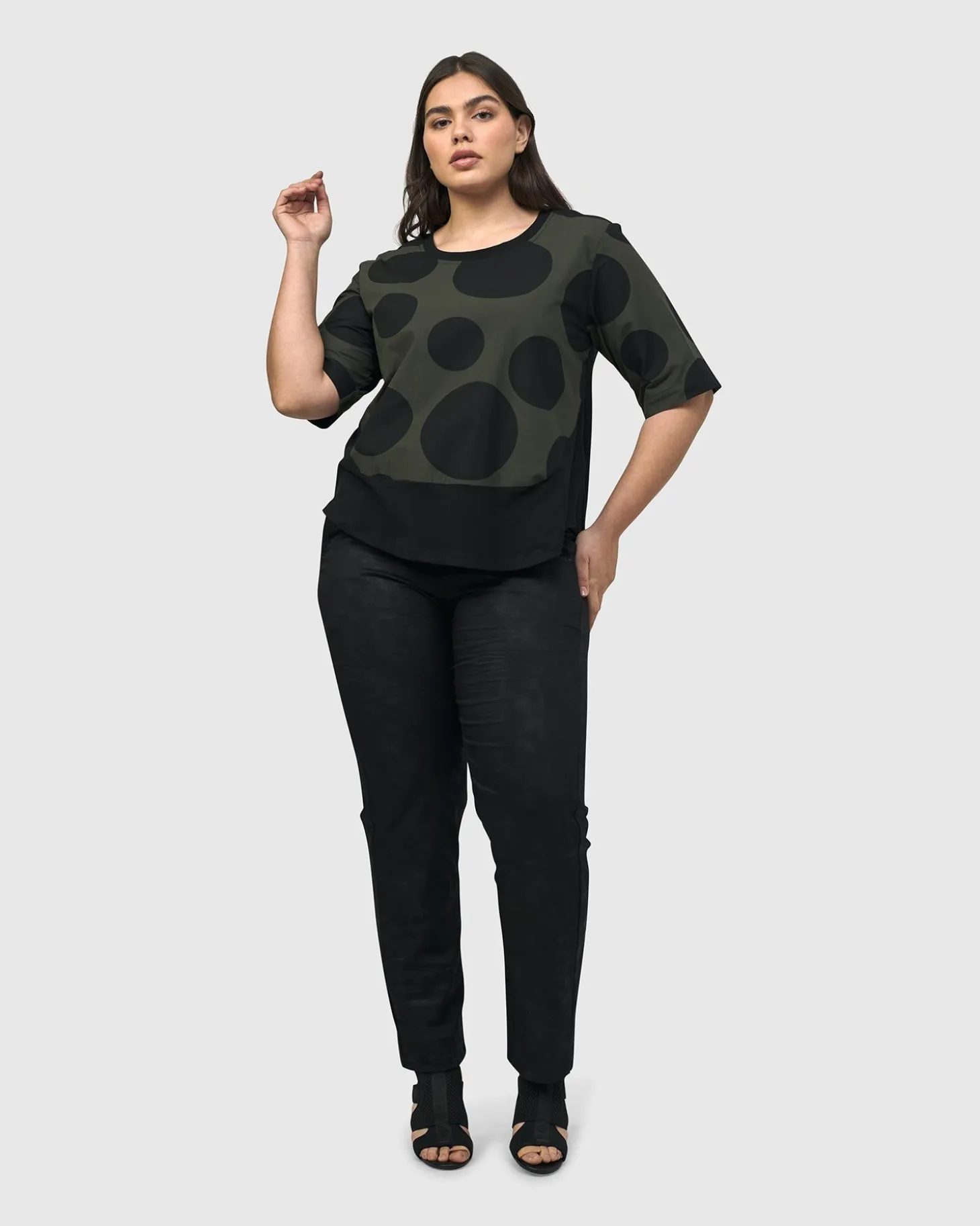 Urban Miyazaki Dots Tee, Khaki