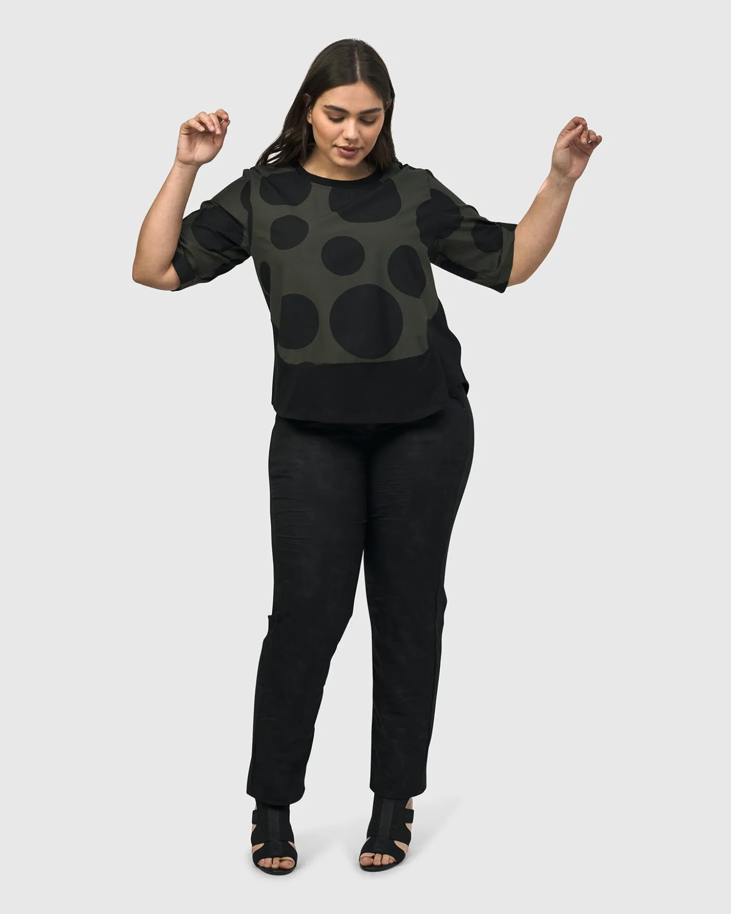 Urban Miyazaki Dots Tee, Khaki