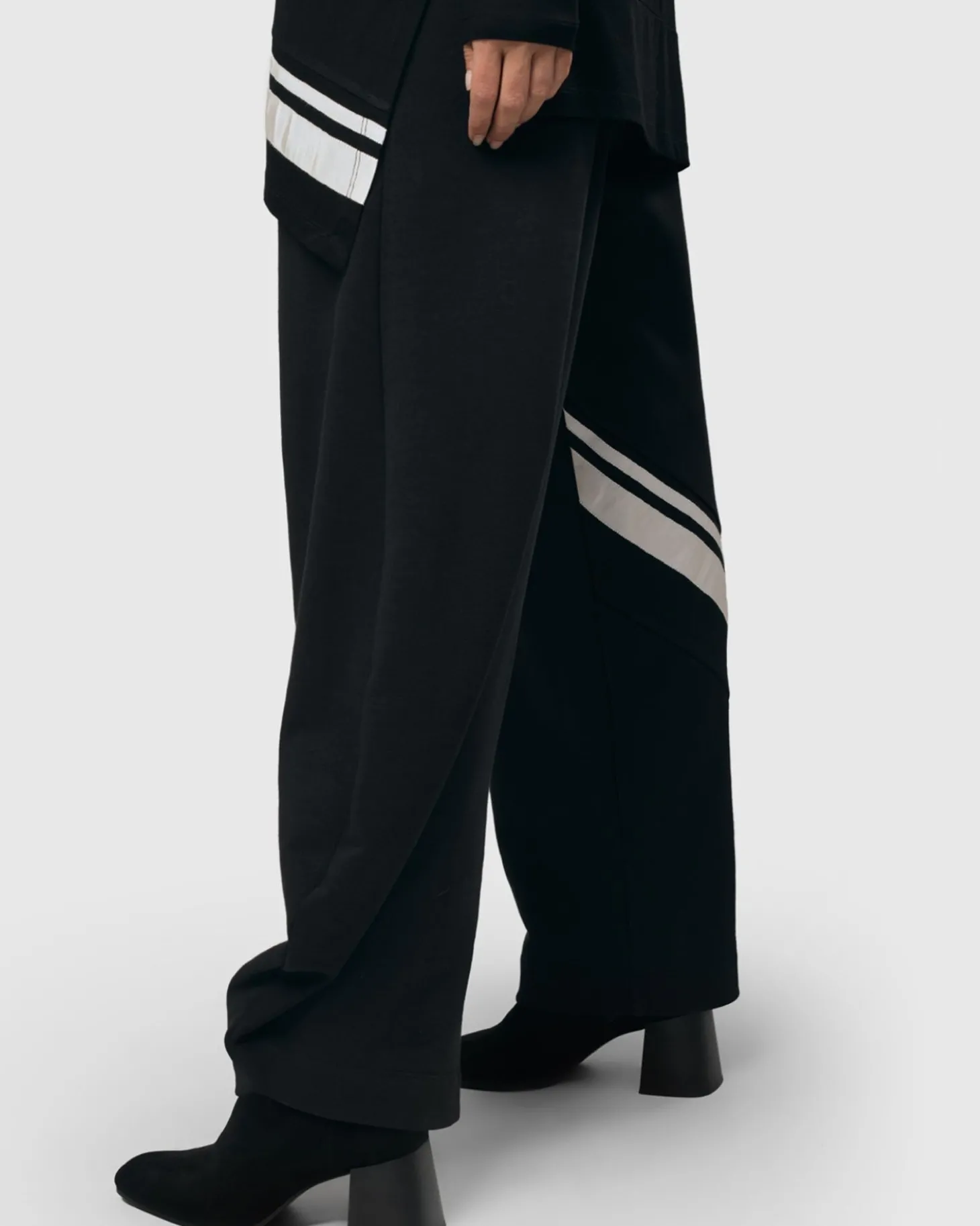Urban Ribbon Punto Pants, Black