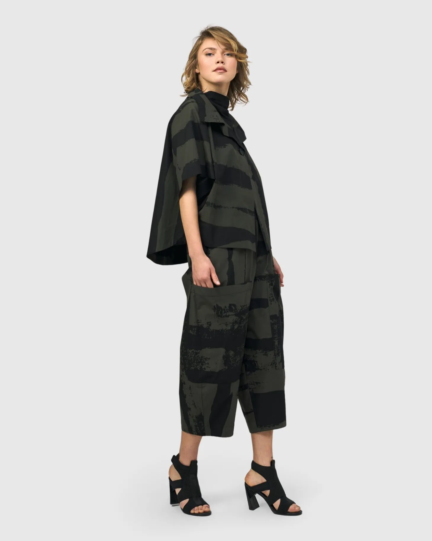 Urban Sakura Cape Jacket, Khaki