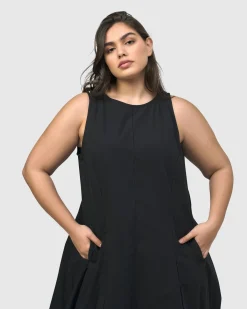 Urban Soho Sleeveless Cocoon Dress, Black