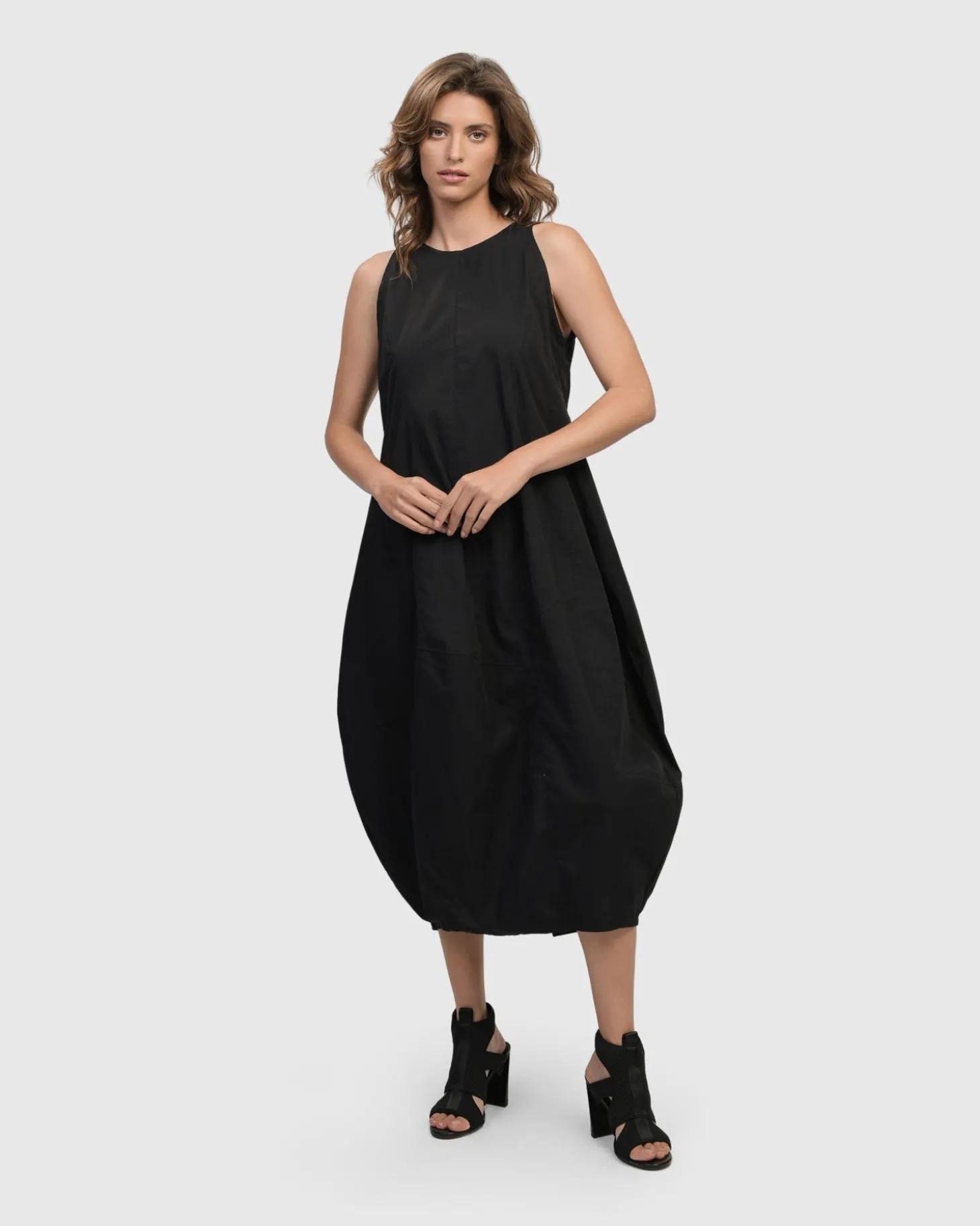 Urban Soho Sleeveless Cocoon Dress, Black