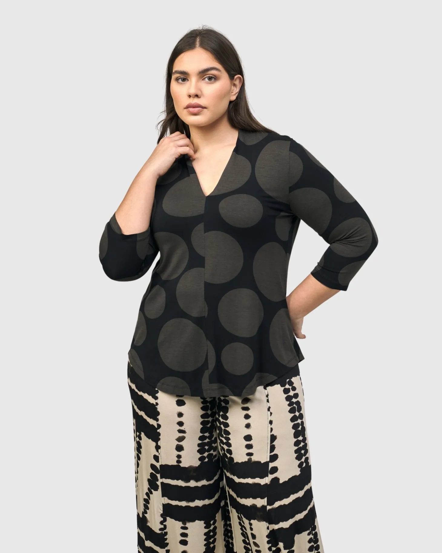 Voyager V-Neck Top, Brown